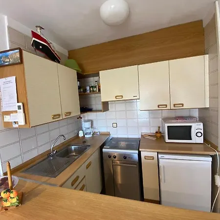Gloria Crespo Pattaya 33 Apartamento